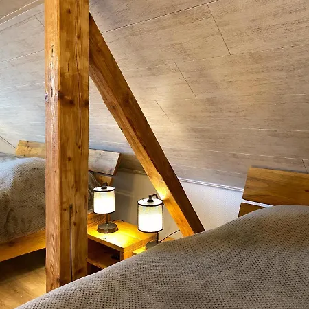 Gaestehaus Beim Metzger / Am Nuerburgring Dottingen (Rhineland-Palatinate)