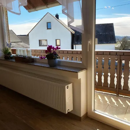 Apartment Gaestehaus Beim Metzger / Doettingen Am Nuerburgring