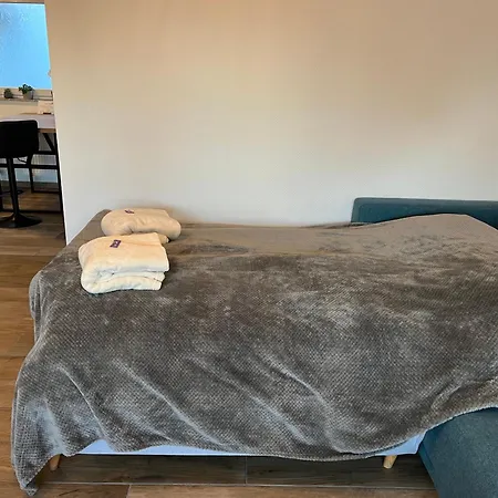 Gaestehaus Beim Metzger / Am Nuerburgring * Dottingen (Rhineland-Palatinate)