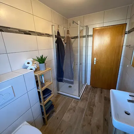 Gaestehaus Beim Metzger / Am Nuerburgring * Dottingen (Rhineland-Palatinate)